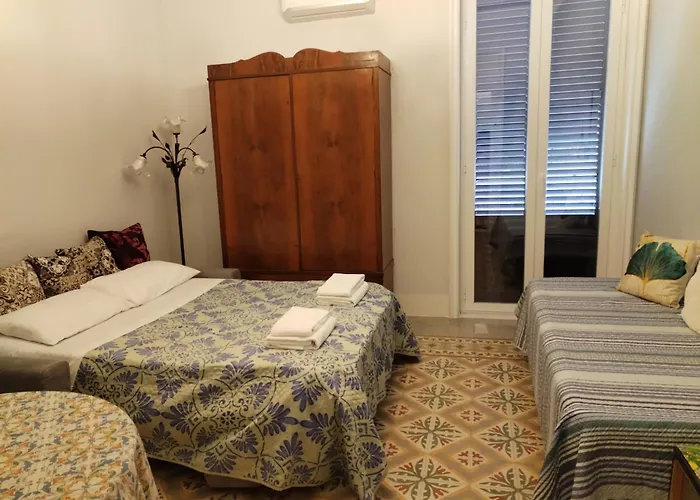 Battisti 18 Vintage Rooms Palermo